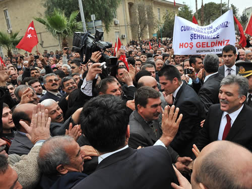 “Mersin’in Bereketli Toprakları Sadece Türkiye’yi Değil, Uzak Coğrafyaları da Besliyor”